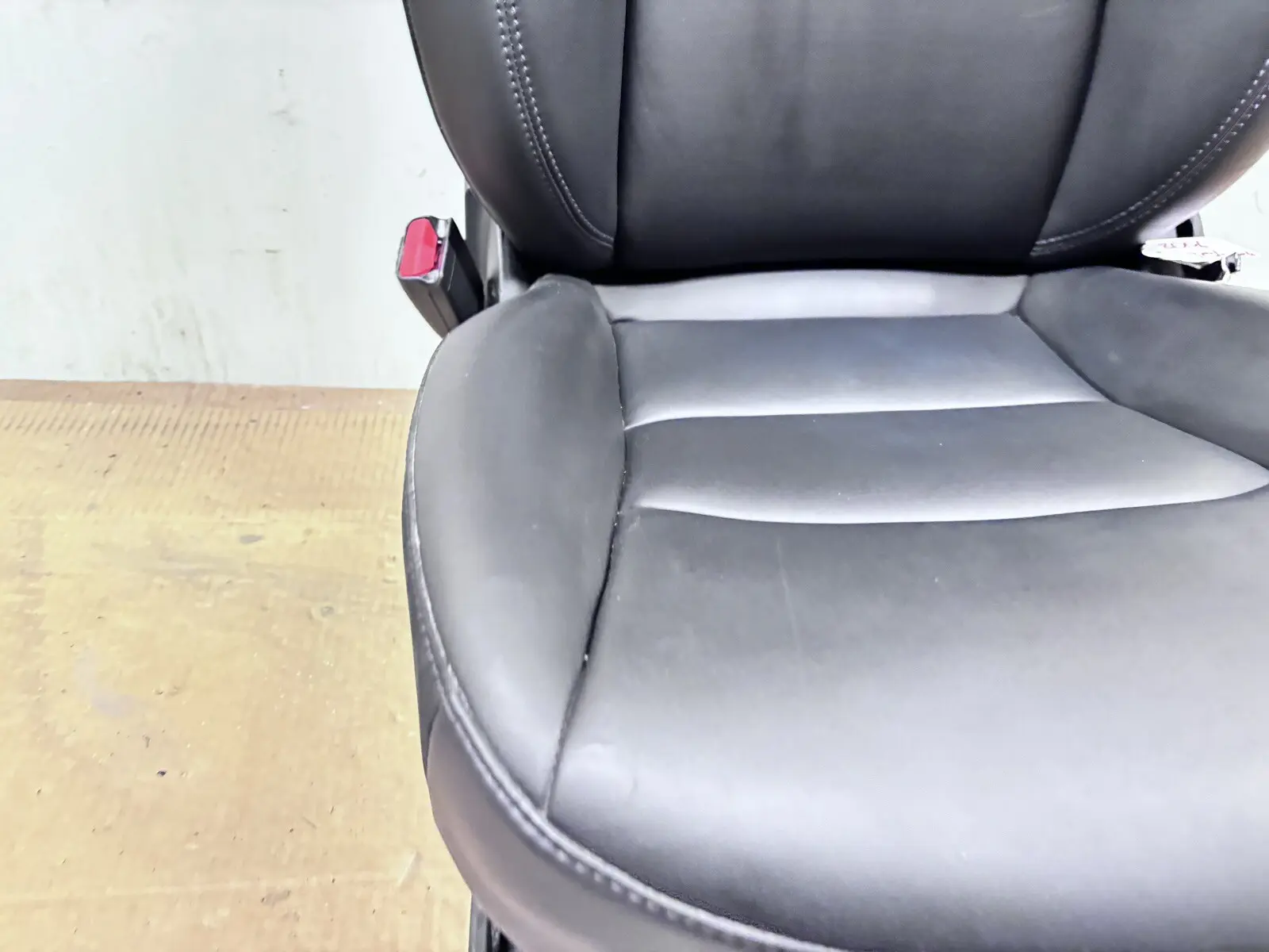 OEM 1456942-00-C 2017-2020 2021 2022 2023 Tesla Model 3 Front Left Driver Seat - Image 10