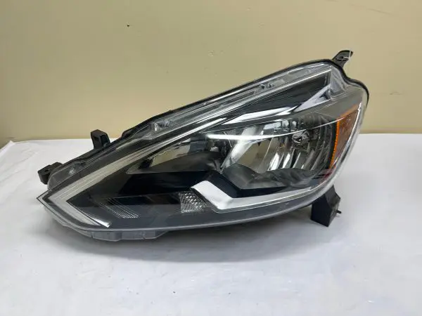 ALL TABS 2016 2017 2018 2019 NISSAN SENTRA HALOGEN FRONT LEFT OEM HEADLIGHT - Image 2