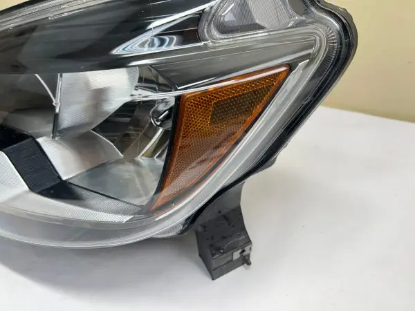 ALL TABS 2016 2017 2018 2019 NISSAN SENTRA HALOGEN FRONT LEFT OEM HEADLIGHT - Image 4