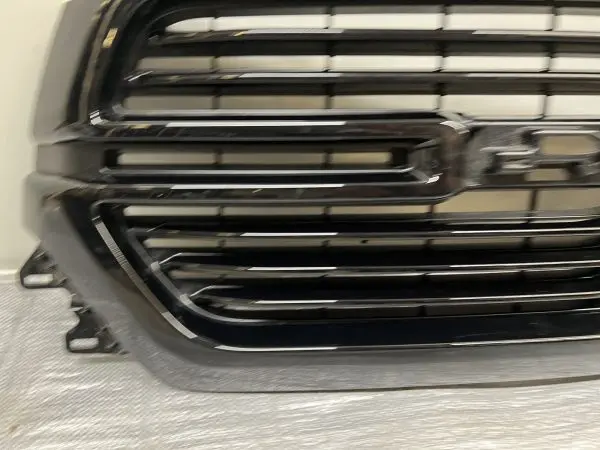 6BS572X8AG 2019 2020 2021 2022 2023 DODGE RAM 1500 FRONT OEM GRILLE GENUINE - Image 5