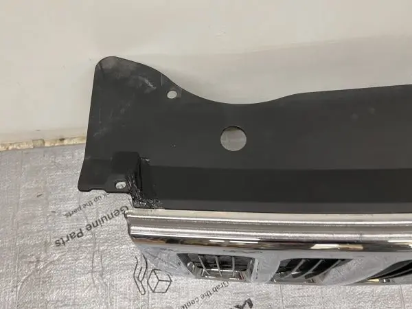 2006 2007 2008 2009 2010 JEEP COMMANDER CHROME OEM GRILLE - Image 9
