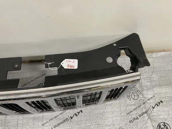 2006 2007 2008 2009 2010 JEEP COMMANDER CHROME OEM GRILLE - Image 13