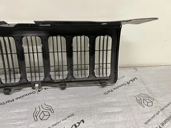 2006 2007 2008 2009 2010 JEEP COMMANDER CHROME OEM GRILLE - Image 14