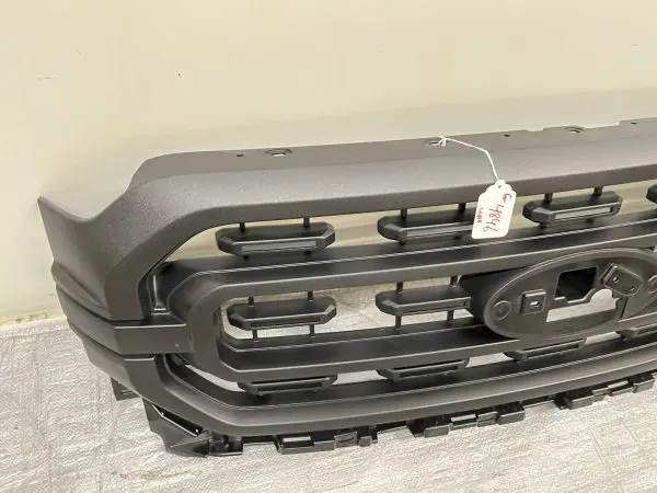 🌟 2021 2022 2023 FORD F150 FRONT OEM GRILLE GENUINE. ML348200AD5YZ9 - Image 8