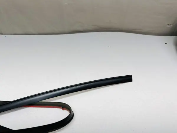 2010 2011 2012 2013 2014 SUBARU LEGACY OUTBACK BACK GLASS REVEAL MOLDING - Image 2