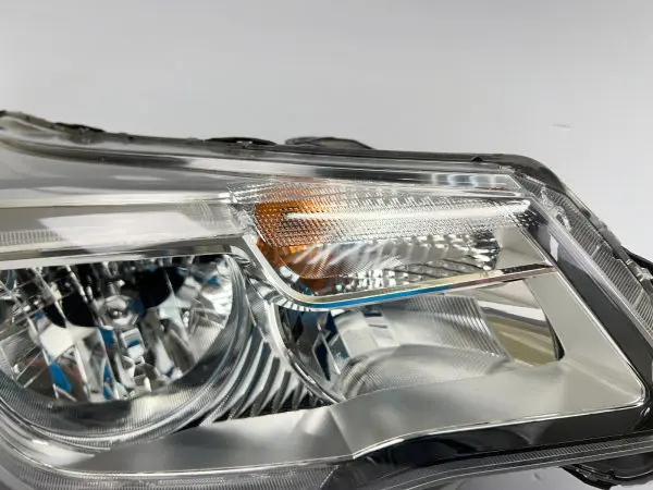 all tabs 2017 2018 subaru forest halogen with led front right oem headlight - Image 7