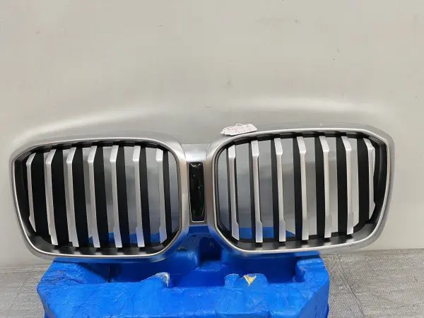 2022 2023  BMW X3 X4 FRONT OEM GRILLE GENUINE 40505404DE