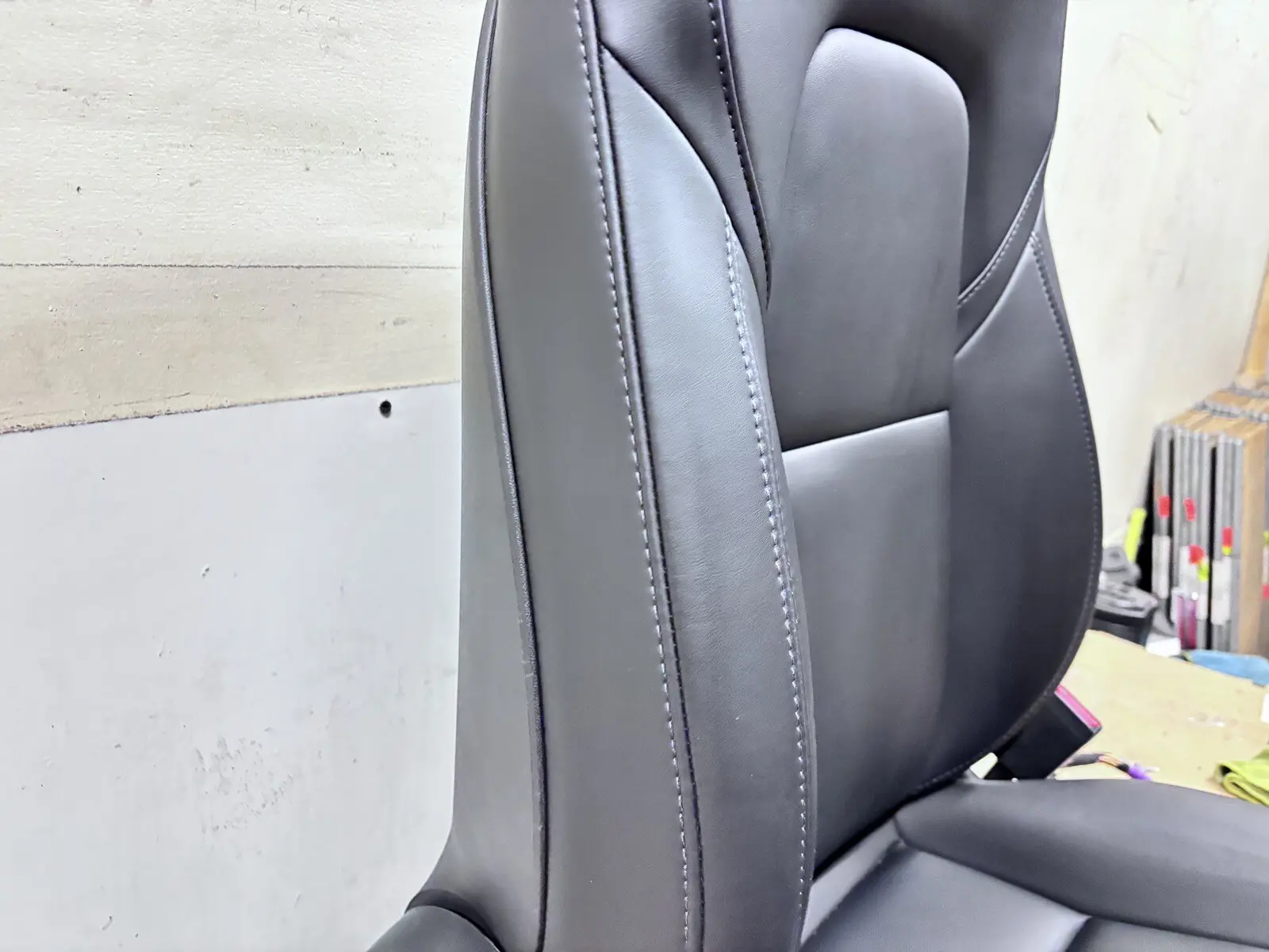 OEM 1456943-00-C 2017-2021 2022 2023 Tesla Model 3 Front Right Passenger Seat - Image 8