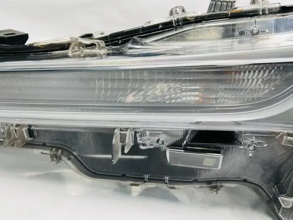 2020 2021 2022 TOYOTA COROLLA LED FRONT  LEFT OEM HEADLIGHT - Image 3