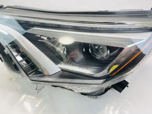 ⭐️ ALL TABS 2016 2017 2018 TOYOTA RAV4 FRONT LEFT LED OEM HEADLIGHT GENUINE - Image 9