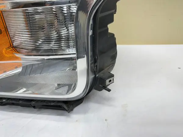 2018 2019 2020 FORD F150 HALOGEN FRONT LEFT OEM HEADLIGHT - Image 6