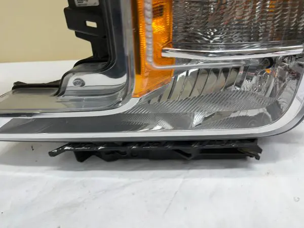 2018 2019 2020 FORD F150 HALOGEN FRONT LEFT OEM HEADLIGHT - Image 7