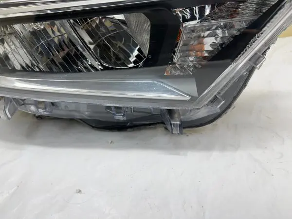 ALL TABS 2019 2020 2021 TOYOTA RAV4 LED FRONT RIGHT OEM HEADLIGHT - Image 6