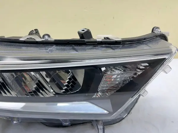 ALL TABS 2019 2020 2021 TOYOTA RAV4 LED FRONT RIGHT OEM HEADLIGHT - Image 7