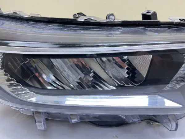 ALL TABS 2019 2020 2021 TOYOTA RAV4 LED FRONT RIGHT OEM HEADLIGHT - Image 8