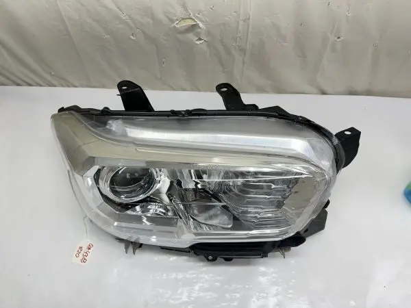 🌟🌟 2016 2017 2018 2019 2020 2021 TOYOTA TACOMA HALOGE FRONT RIGHT HEADLIGHT - Image 2