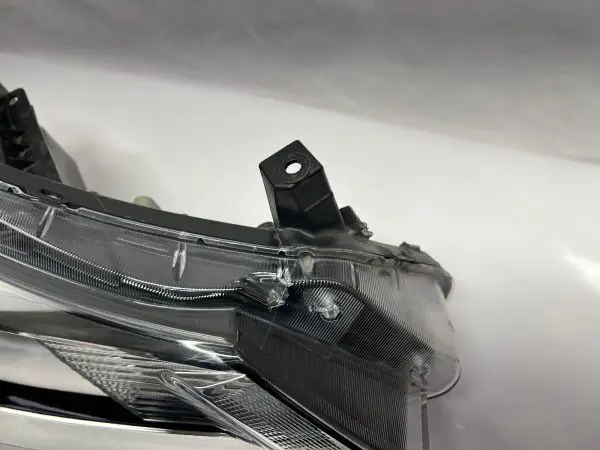 2021 2022 2023 NISSAN KICKS HALOGEN FRONT RIGHT OEM HEADLIGHT 260105R00A - Image 8