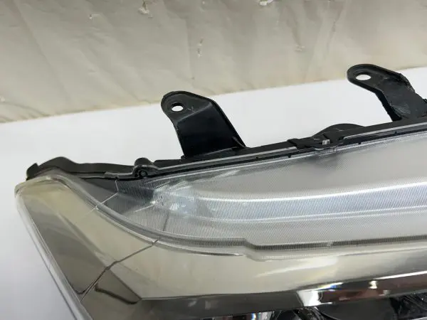 🌟🌟 2016 2017 2018 2019 2020 2021 TOYOTA TACOMA HALOGE FRONT RIGHT HEADLIGHT - Image 8