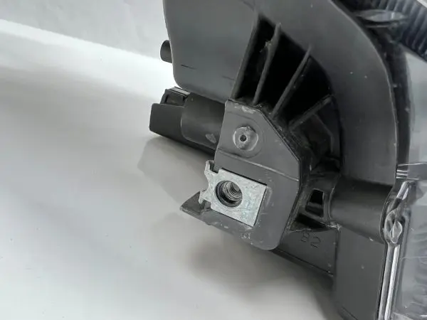 2021 2022 2023 NISSAN KICKS HALOGEN FRONT RIGHT OEM HEADLIGHT 260105R00A - Image 17