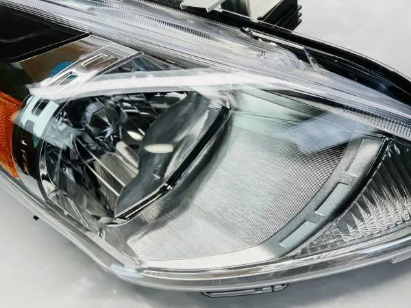 ⭐️  MINT 2015 2016 2017 2018 2019 NISSAN VERSA HALOGEN FRONT RIGHT HEADLIGHT - Image 7