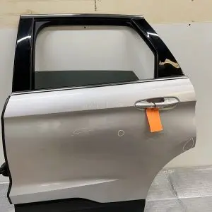 2015 2016 2017 2018 2019 2020 2021 2022 2023 Ford Edge Rear Left OEM Door Comp