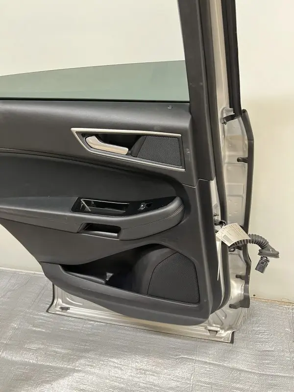 2015 2016 2017 2018 2019 2020 2021 2022 2023 Ford Edge Rear Left OEM Door Comp - Image 16