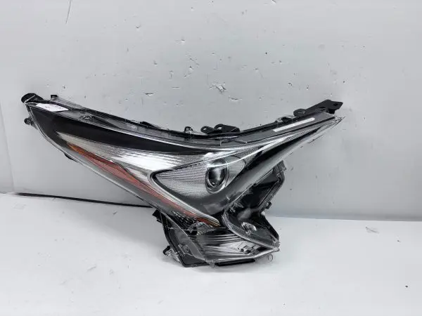 MINT  81140-47741  2016 2017 2018 TOYOTA PRIUS LED FRONT RIGHT OEM HEADLIGHT