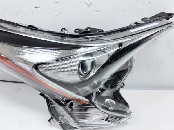 MINT  81140-47741  2016 2017 2018 TOYOTA PRIUS LED FRONT RIGHT OEM HEADLIGHT - Image 7