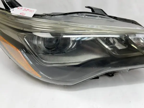 2015 2016 2017 toyota camry  led dark bezel front right oem headlight - Image 8