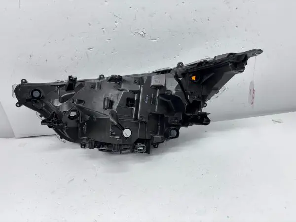 81100R152  2019 2020 2021 TOYOTA RAV4 LED BLACK BEZEL FRONT RIGHT OEM HEADLIGHT - Image 17