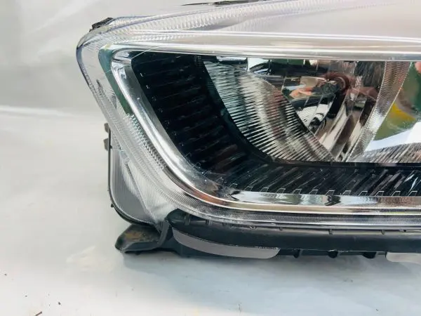 2017 2018 2019 FORD ESCAPE HALOGEN FRONT LEFT OEM HEADLIGHT GENUINE - Image 2