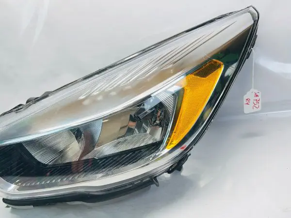 2017 2018 2019 FORD ESCAPE HALOGEN FRONT LEFT OEM HEADLIGHT GENUINE - Image 10
