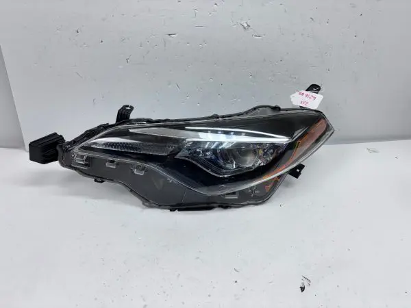 2017 2018 2019 TOYOTA COROLLA LED FRONT LEFT OEM HEADLIGHT