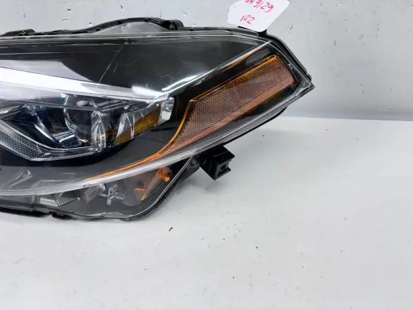 2017 2018 2019 TOYOTA COROLLA LED FRONT LEFT OEM HEADLIGHT - Image 3