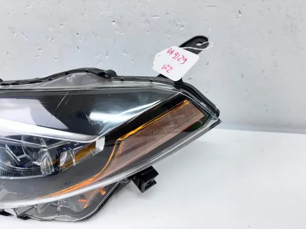 2017 2018 2019 TOYOTA COROLLA LED FRONT LEFT OEM HEADLIGHT - Image 4