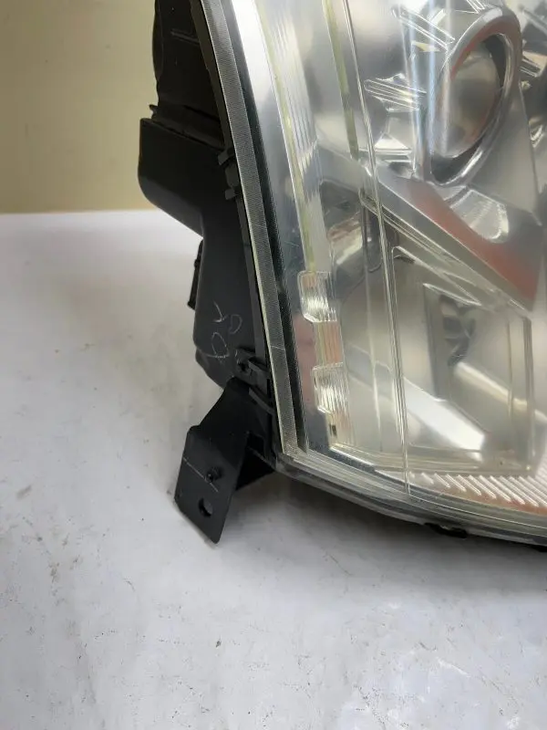2010 2011 2012 2013 2014 2015 2016 CADILLAC SRX HALOGEN RIGHT OEM HEADLIGHT - Image 8