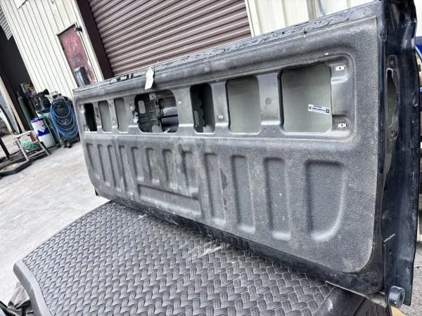 2014 2015 2016 2017 2018 2019 CHEVY SILVERADO 2500 3500 TAILGATE OEM GENUINE - Image 16