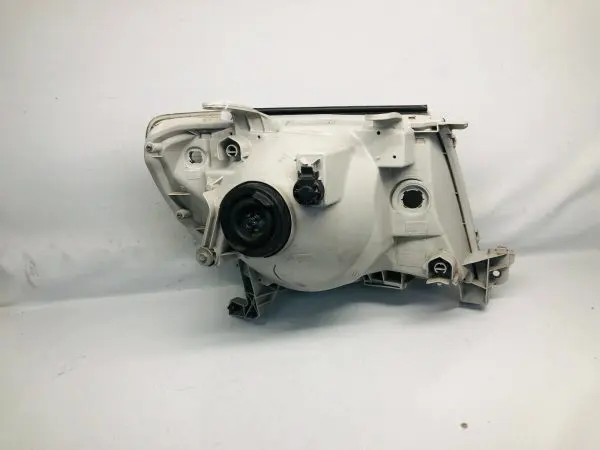 2005 2006 2007 2008 2009 2010 2011 TOYOTA TACOMA BLACK TRIM LEFT OEM HEADLIGHT - Image 11