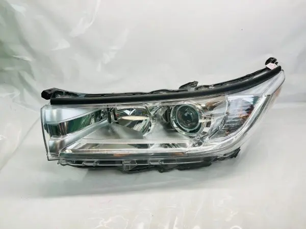 OEM 2017 2018 2019 TOYOTA HIGHLANDER HALOGEN FRONT LEFT OEM HEADLIGHT