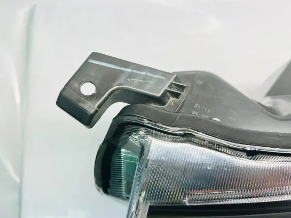 OEM 2017 2018 2019 TOYOTA HIGHLANDER HALOGEN FRONT LEFT OEM HEADLIGHT - Image 8