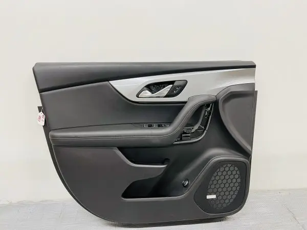2019 2020 2021 Chevy Blazer Front Left Door Panel Trim OEM 84809190