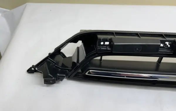 🌟 53121-35100 2020 2021 2022 2023 TOYOTA 4RUNNER OEM GRILLE UPPER INSERT - Image 10