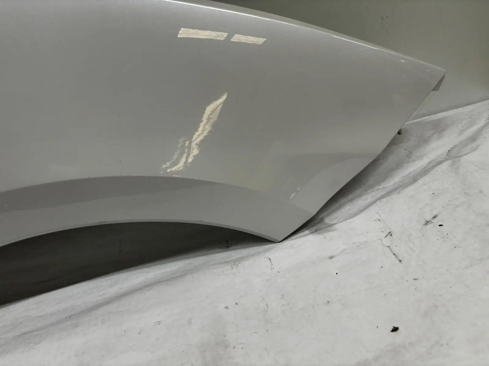 OEM 2020 2021 2022 2023 Chevy Corvette C8 Rear Left Quarter Panel 84828702 - Image 2