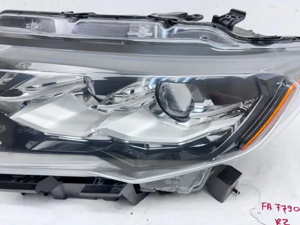 NICE 2017 2018 2019 NISSAN ROGUE FULL LED FRONT LEFT OEM HEADLIGHT - Image 4