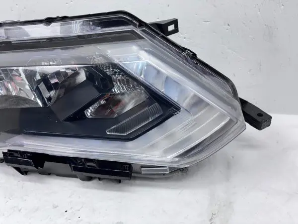 2017 2018 2019 2020 NISSAN ROGUE HALOGEN LED FRONT RIGHT CAPA HEADLIGHT - Image 3