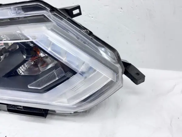 2017 2018 2019 2020 NISSAN ROGUE HALOGEN LED FRONT RIGHT CAPA HEADLIGHT - Image 4