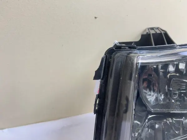 2007 2008 2009 2010 2011 2012 2013 CHEVY SILVERADO FRONT LEFT OEM HEADLIGHT - Image 13