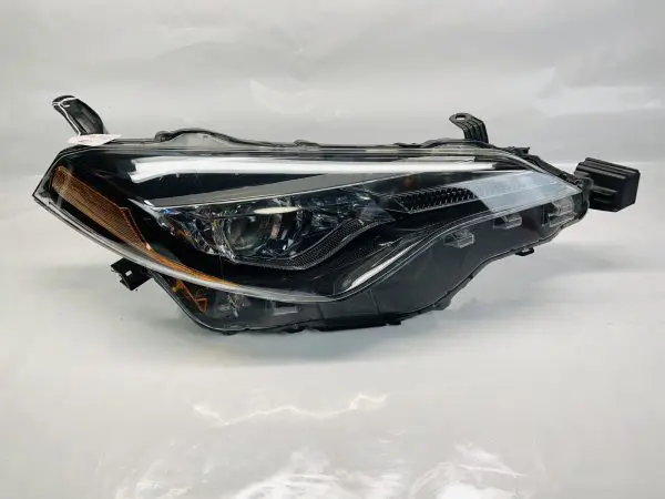 2017 2018 2019 TOYOTA COROLLA LED  FRONT RIGHT OEM HEADLIGHT GENUINE