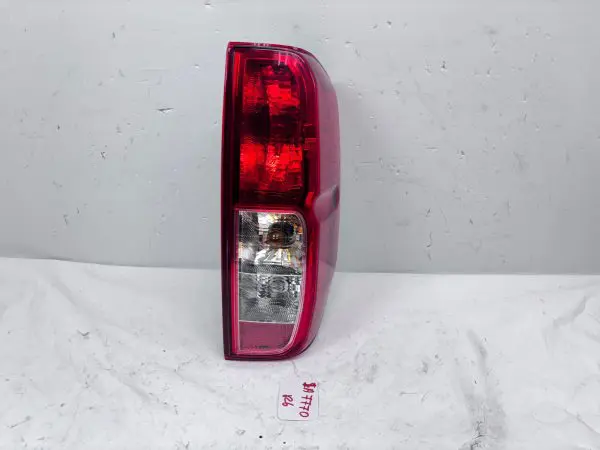 2014 2015 2016 2017 2018-2021 NISSAN FRONTIER HALOGEN REAR RIGHT OEM TAIL LIGHT - Image 2