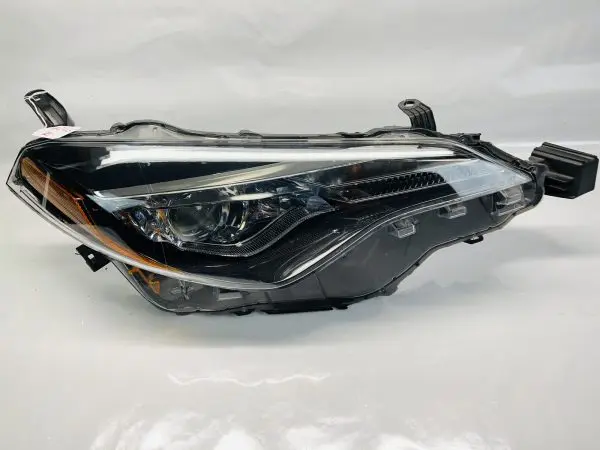 2017 2018 2019 TOYOTA COROLLA LED  FRONT RIGHT OEM HEADLIGHT GENUINE - Image 2